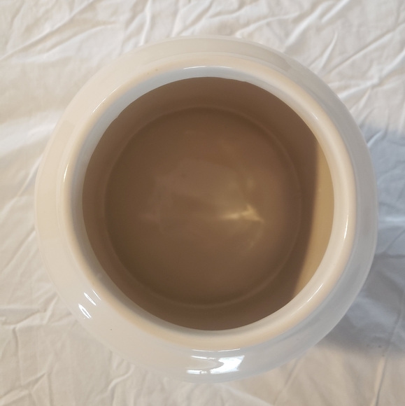 NWOT Rae Dunn Cinderella Large Jar with Lid - Picture 4 of 6